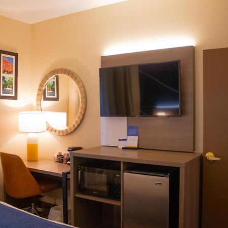 Comfort Inn & Suites Geneva- West Chicago Екстериор снимка