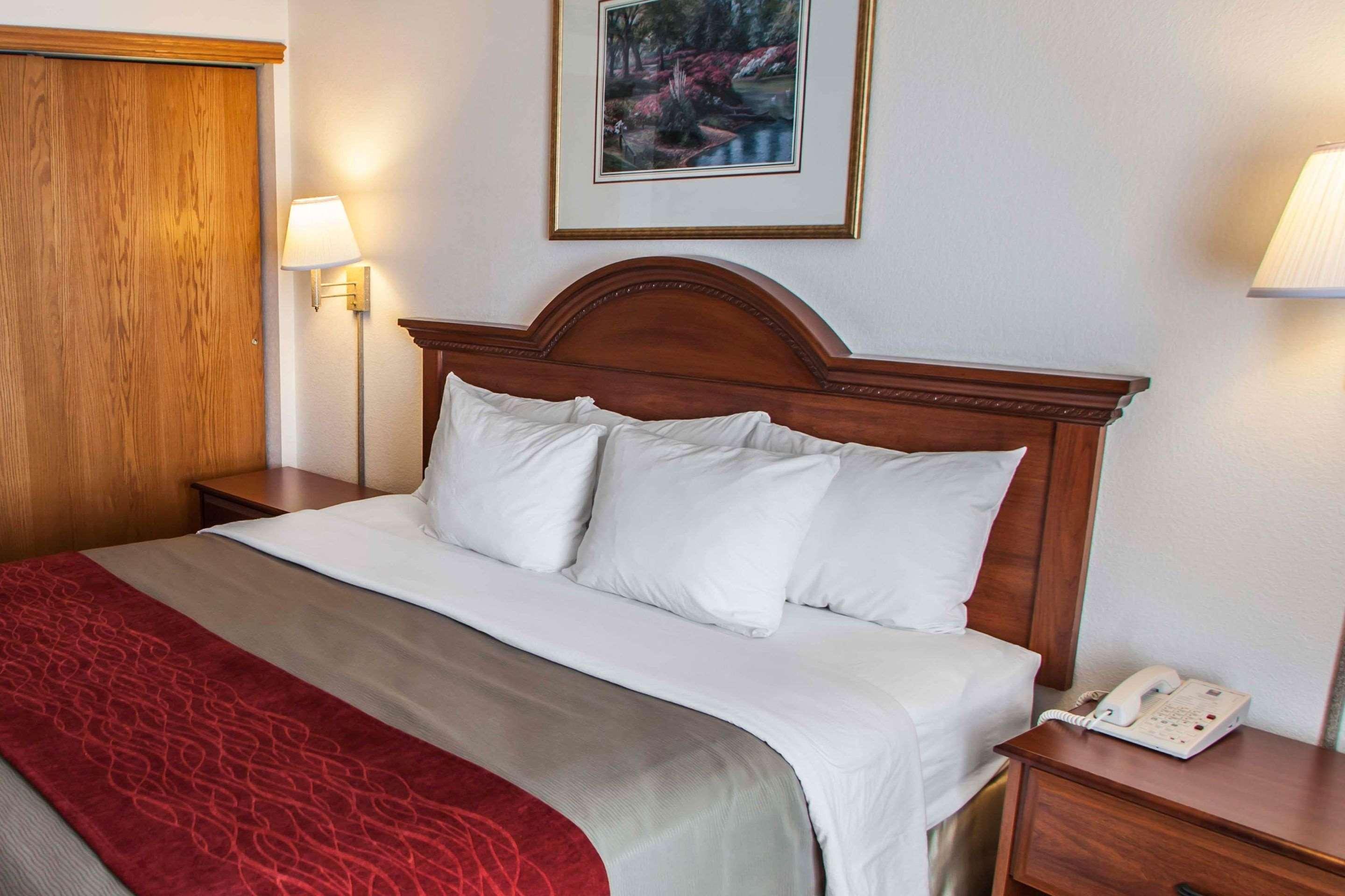 Comfort Inn & Suites Geneva- West Chicago Екстериор снимка