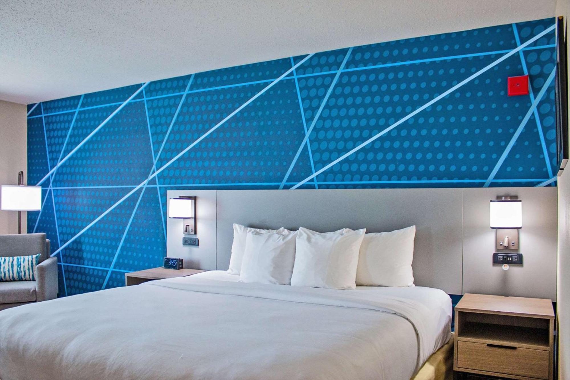 Comfort Inn & Suites Geneva- West Chicago Екстериор снимка