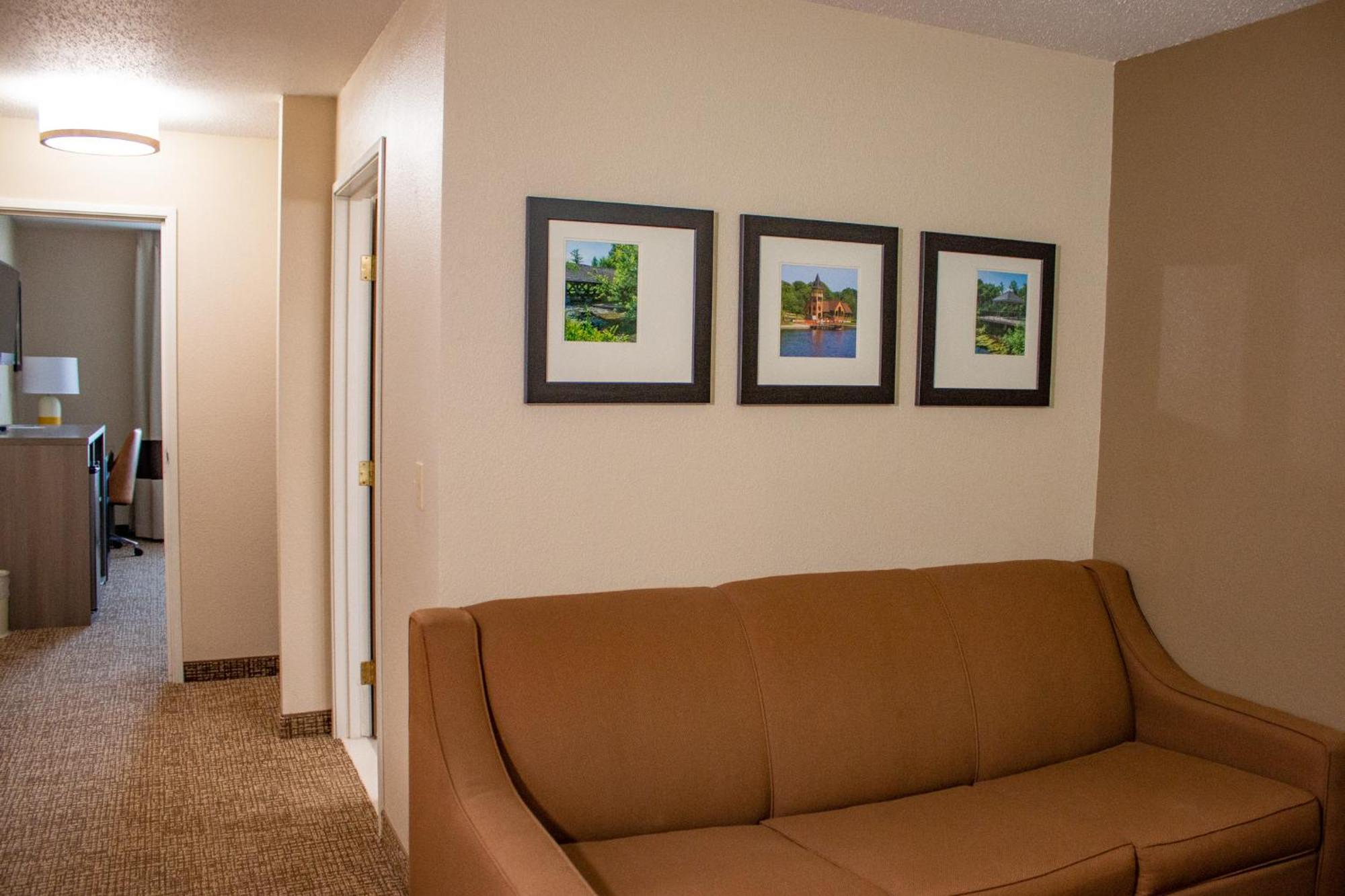 Comfort Inn & Suites Geneva- West Chicago Екстериор снимка